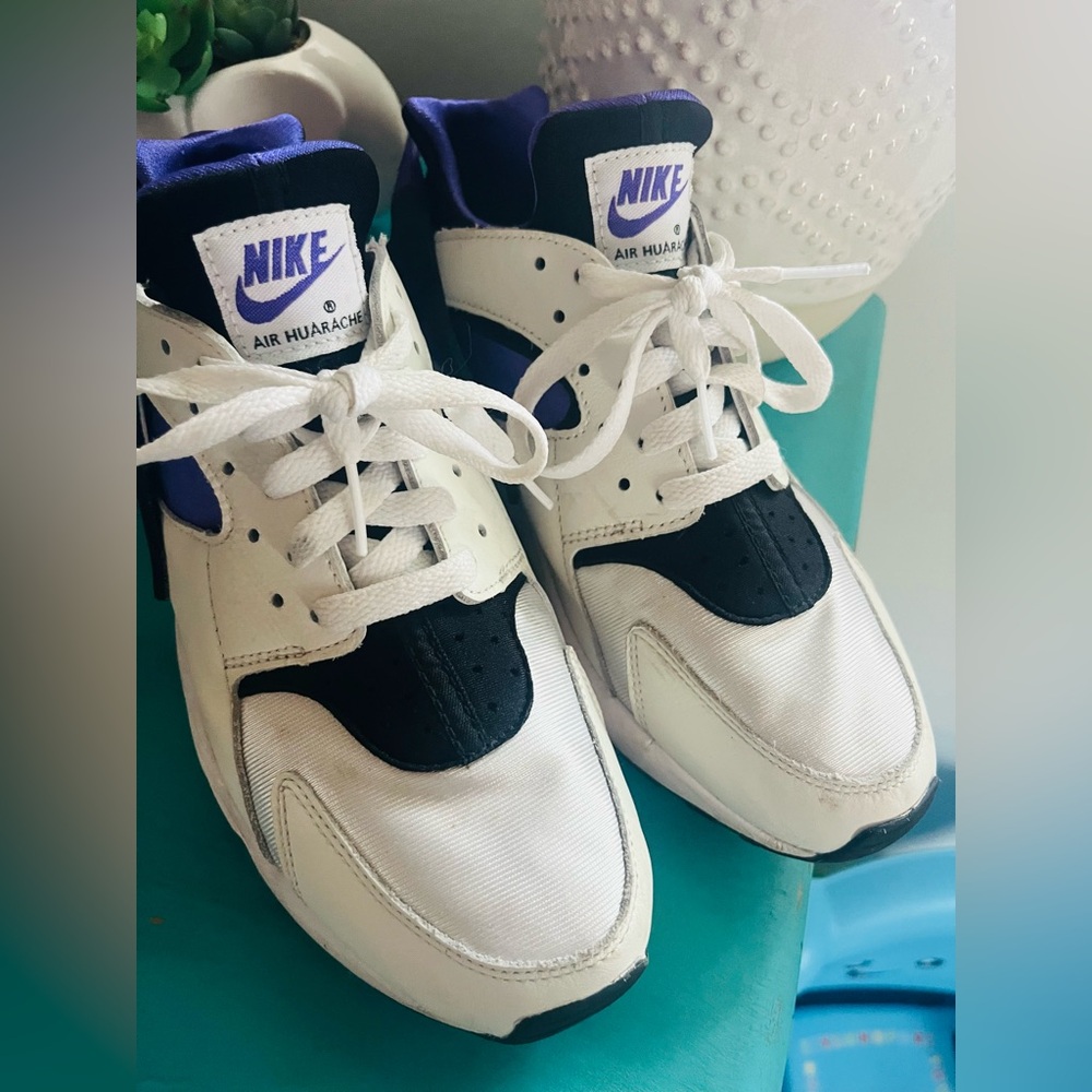 White Black Purple Nike Huraches - Picture 5 of 9